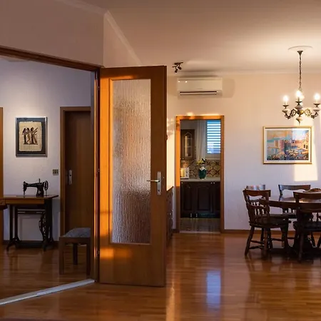 Apartment Falkoni