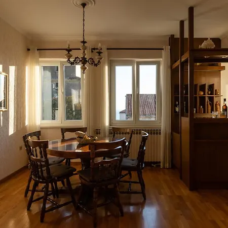 Apartment Falkoni